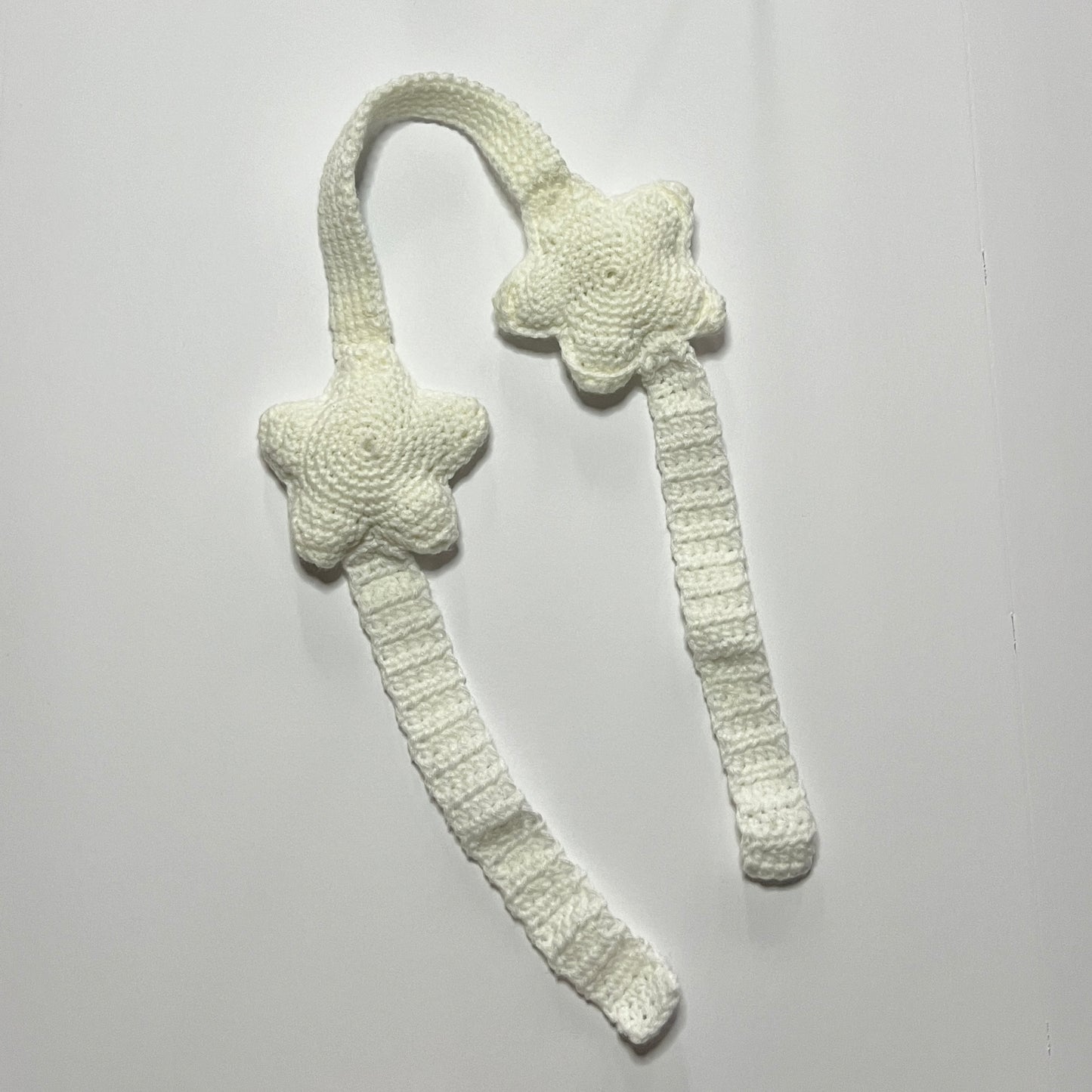 White Starmuff