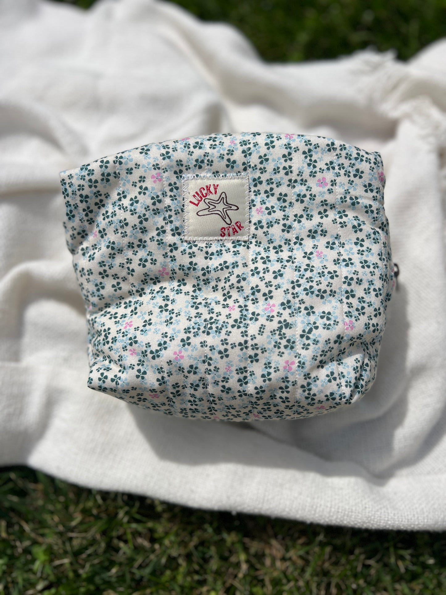 Clover Quilted Make-Up Bag