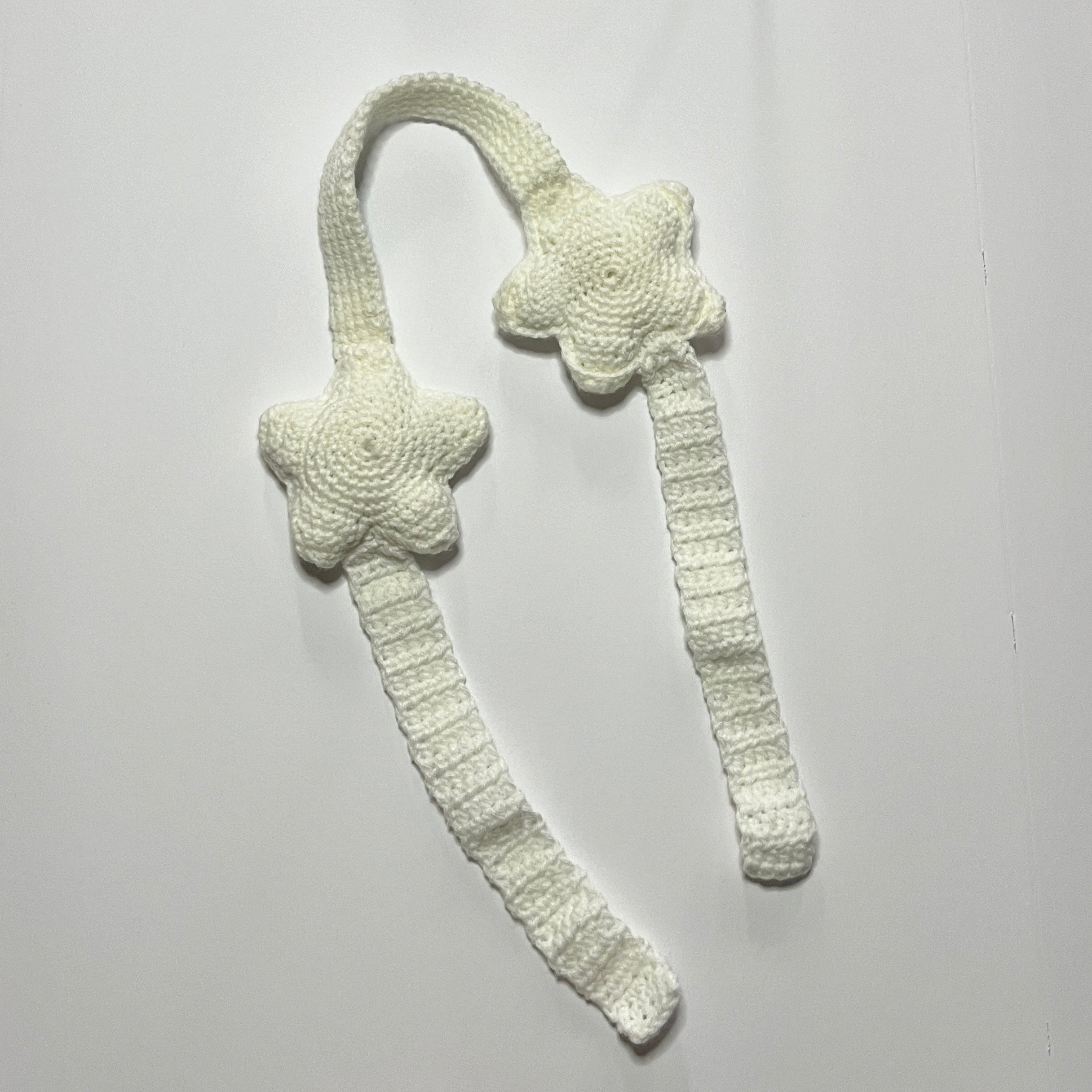White Starmuff