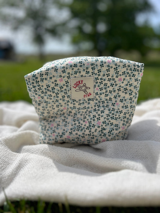 Clover Quilted Make-Up Bag