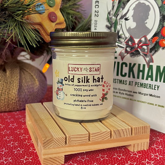 Old Silk Hat Candle